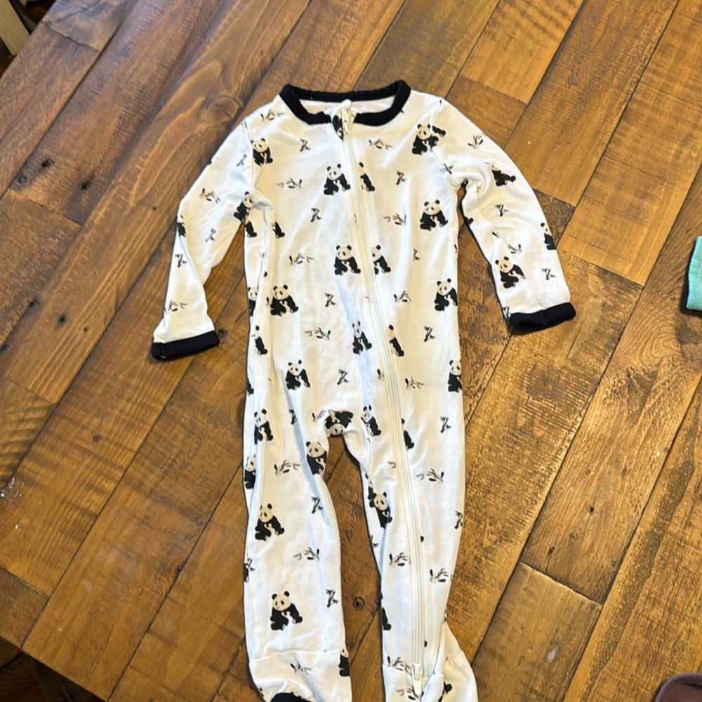 Kyte baby footless romper 6-12 months